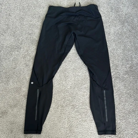 lululemon athletica Men's Black Tights - Picture 4 of 4